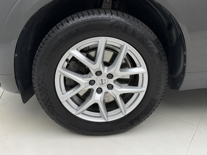 Volvo XC60 B4 AWD INSCRIPTION AUT