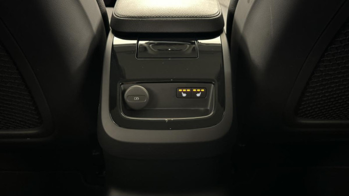 Volvo V90 T6 AWD INSCRIPTION REZERVACE