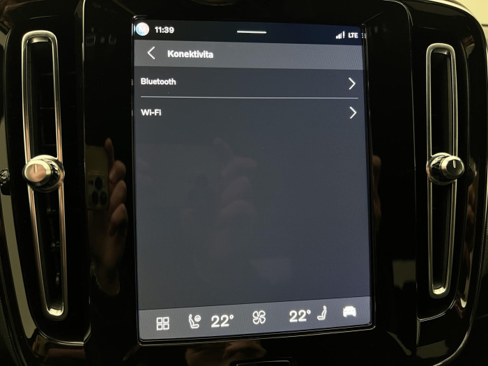 Volvo XC40 B3 DARK PLUS AUT