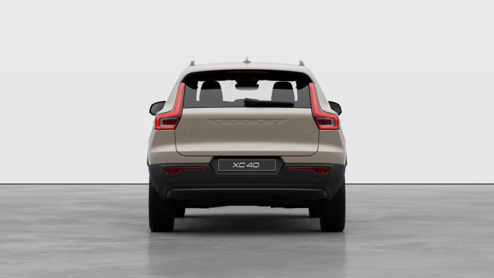 Volvo XC40 B3 AUT DARK PLUS