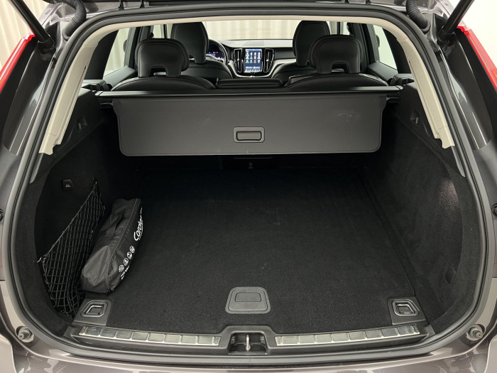 Volvo XC60 B4 INSCRIPTION AUT