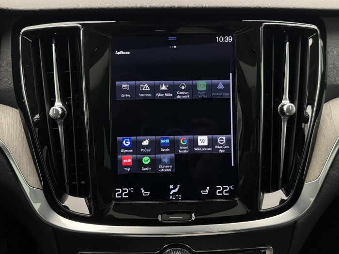 Volvo V60 CC B5 AWD PRO AUT CZ 2.0 CC CC