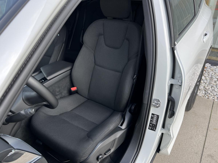 Volvo XC60 B4 AWD MOMENTUM Aut 1.maj. 2.0 Momentum