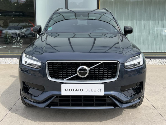 Volvo XC90 B5 AWD R-DESIGN 7MÍSTNÁ Aut