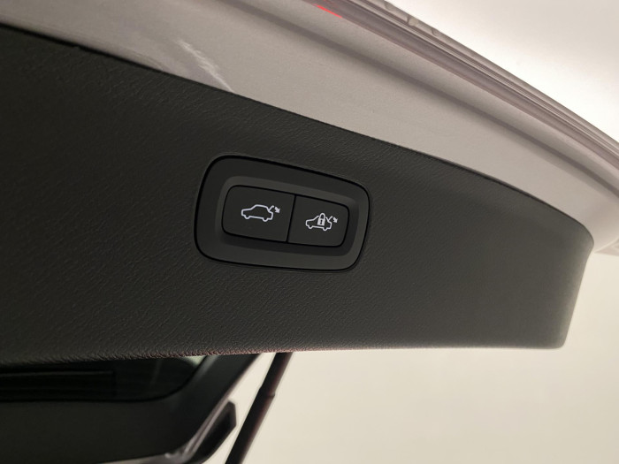 Volvo XC90 T8 AWD RECHARGE BRIGHT PLUS 7m
