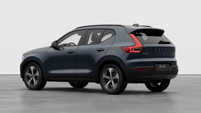 Volvo XC40 B3 AUT DARK PLUS
