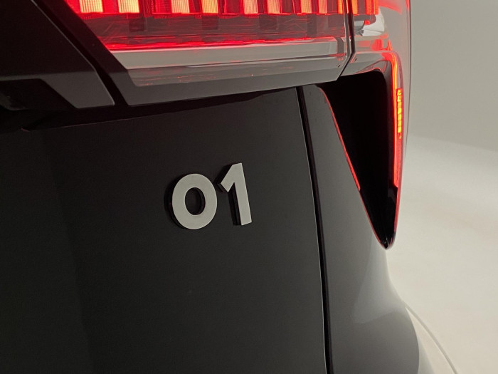 Lynk & Co 01 HEV DCT AUT 1.maj