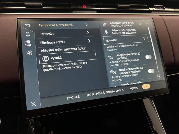 Land Rover Range Rover Sport D300 DYNAMIC SE AWD AUT CZ 3.0 d Dynamic SE