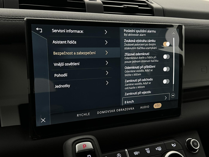 Land Rover Defender 110 D250 S AWD Aut 3.0 d