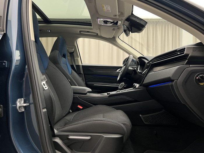 Lynk & Co 01 PHEV DCT 1.maj.