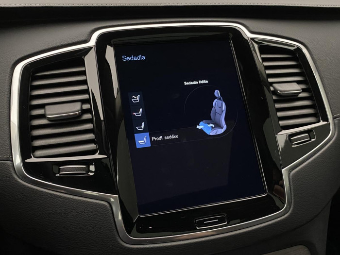 Volvo XC90 B5 AWD INSCRIPTION REZERVACE