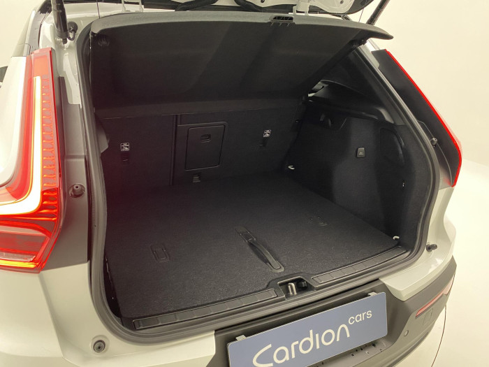 Volvo XC40 B3 AUT DARK PLUS