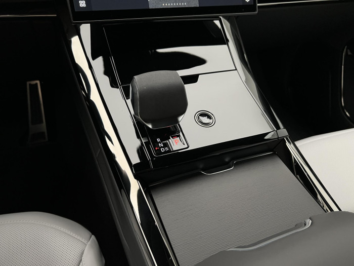 Land Rover Range Rover Sport D300 DYNAMIC SE AWD Aut 3.0 d Dynamic SE