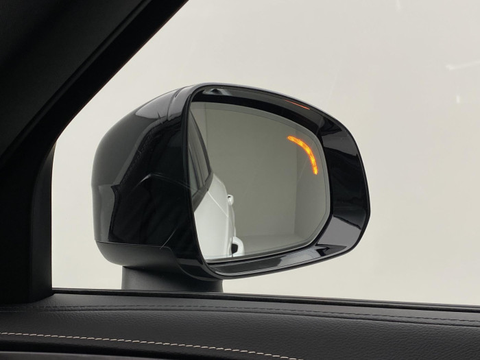 Volvo XC90 B5 AWD R-DESIGN AUT CZ