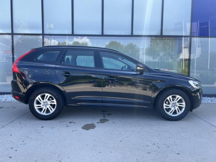 Volvo XC60 D4 AWD Aut CZ NAVIGACE 2.4 d
