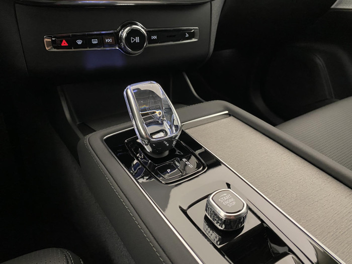 Volvo XC90 T8 AWD RECHARGE BRIGHT PLUS 7m