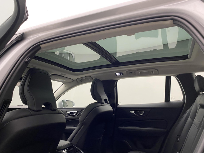 Volvo V60 CC B4 AWD MOMENTUM AUT 2.0 CC CC Momentum