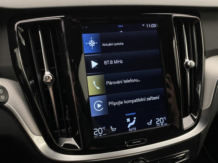 Volvo V60 D4 R-DESIGN AUT REZERVACE 2.0 d