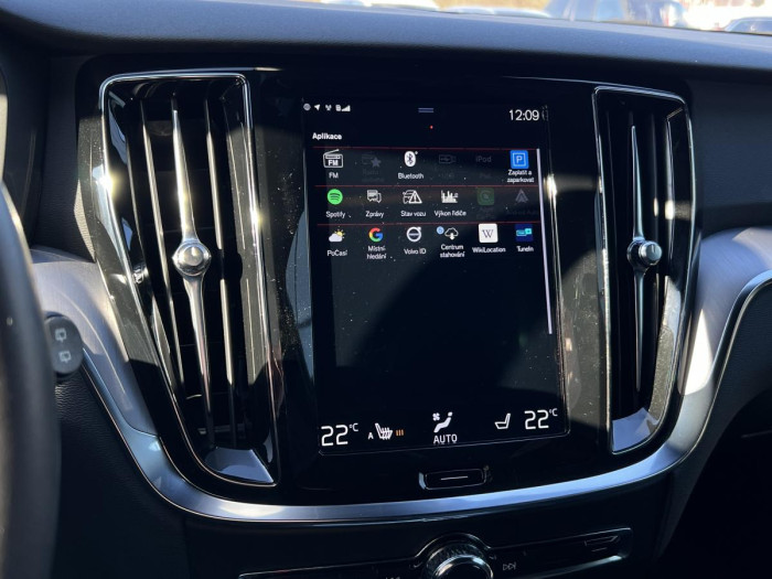 Volvo V60 D4 MOMENTUM POLESTAR Aut 1.maj 2.0 d Momentum