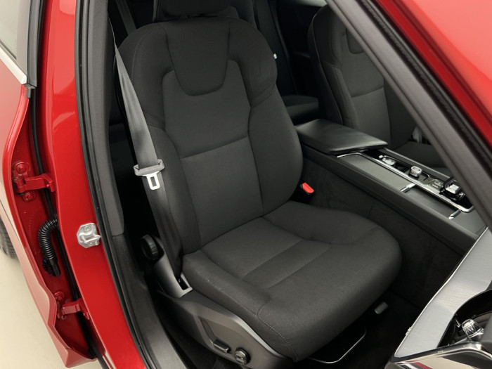 Volvo XC60 B4 AWD MOMENTUM AUT 1.maj. 2.0 Momentum
