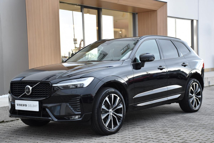 Volvo XC60 B4 AWD DARK PLUS AUT REZERVACE 2.0 Plus