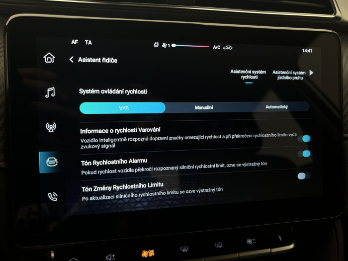 MG ZS 1.5 ESSENTIAL PLUS CZ