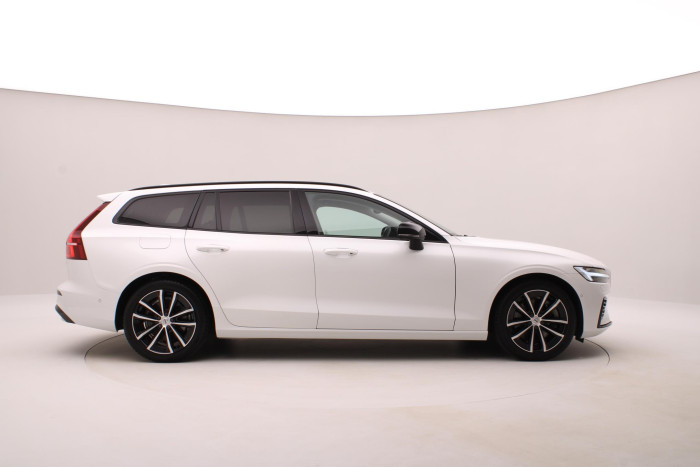Volvo V60 T8 AWD RECHARGE DARK PLUS CZ