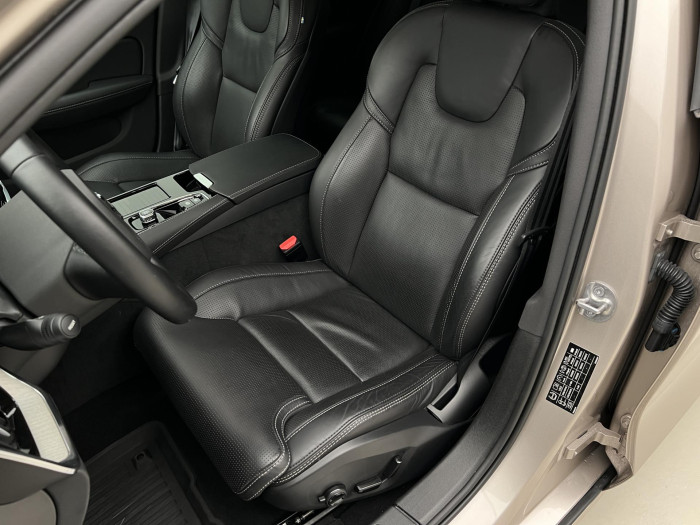 Volvo V60 T6 AWD AUT RECHARGE DARK ULTRA