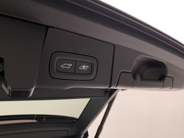 Volvo XC60 T6 AWD AUT DARK PLUS