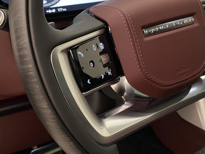 Land Rover Range Rover P550e AUTOBIOGRAPHY