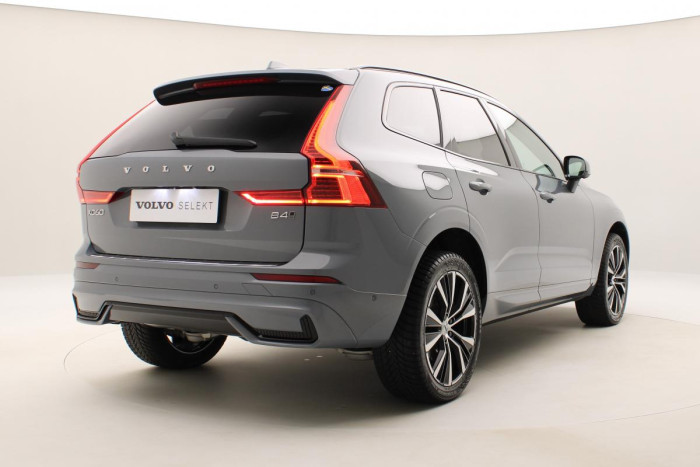 Volvo XC60 B4 AWD ULTIMATE DARK AUT CZ