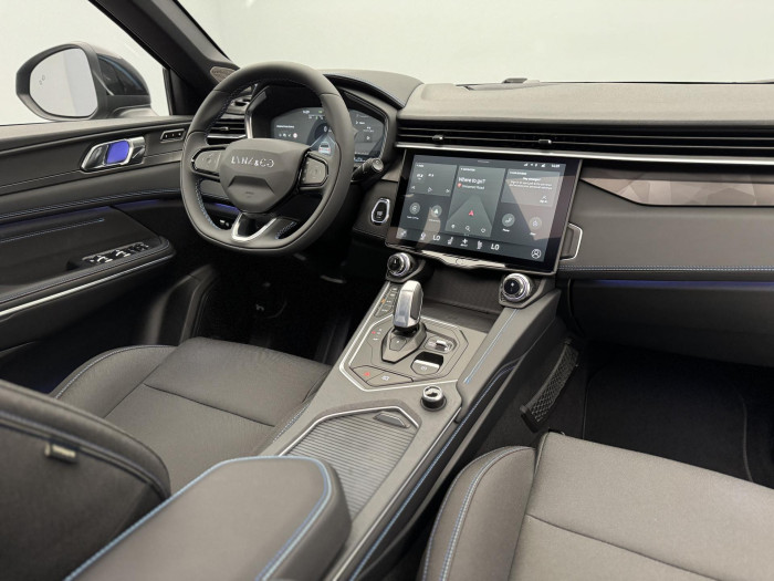 Lynk & Co 01 PHEV DCT AUT 1.maj