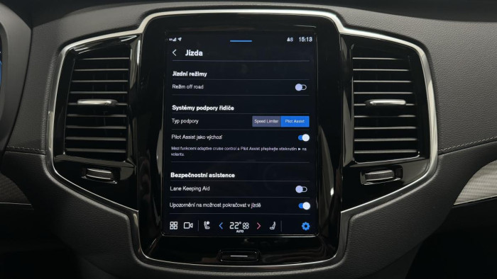 Volvo XC90 B5 AWD ULTIMATE DARK REZERVACE