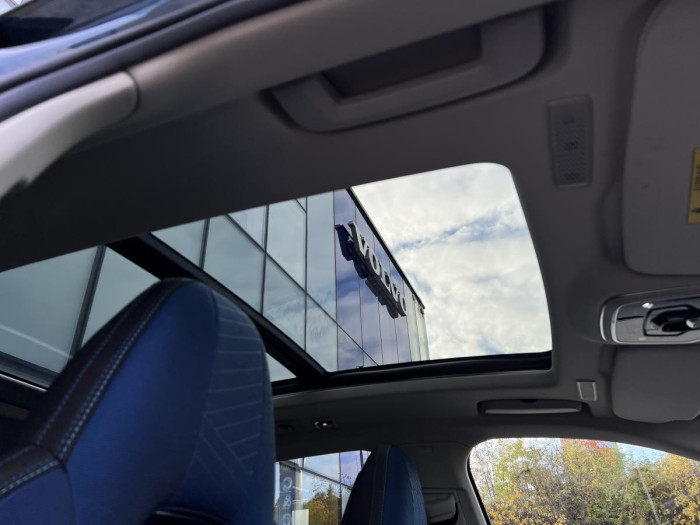 Lynk & Co 01 PHEV DCT Aut 1.maj.