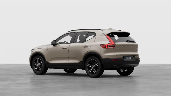 Volvo XC40 B3 AUT DARK PLUS