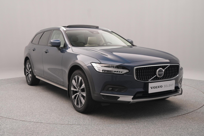 Volvo V90 CC B5 AWD PRO AUT REZERVACE 2.0 CC CC