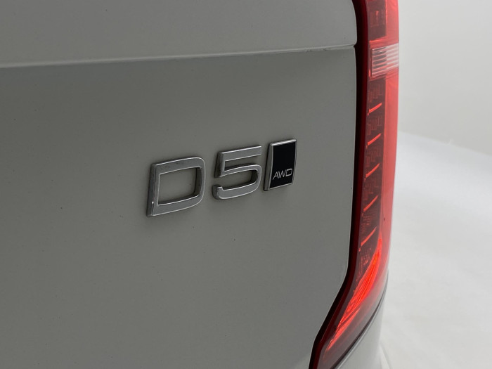 Volvo XC90 D5 AWD KINETIC AUT CZ 7míst 2.0 d