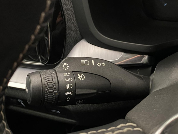 Volvo V60 T5 MOMENTUM AUT CZ REZERVACE 2.0 Momentum