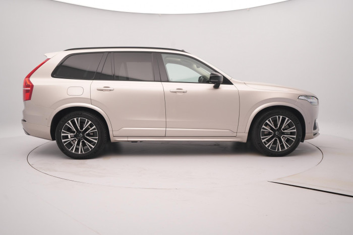 Volvo XC90 T8 AWD RECHARGE ULTIMATE DARK