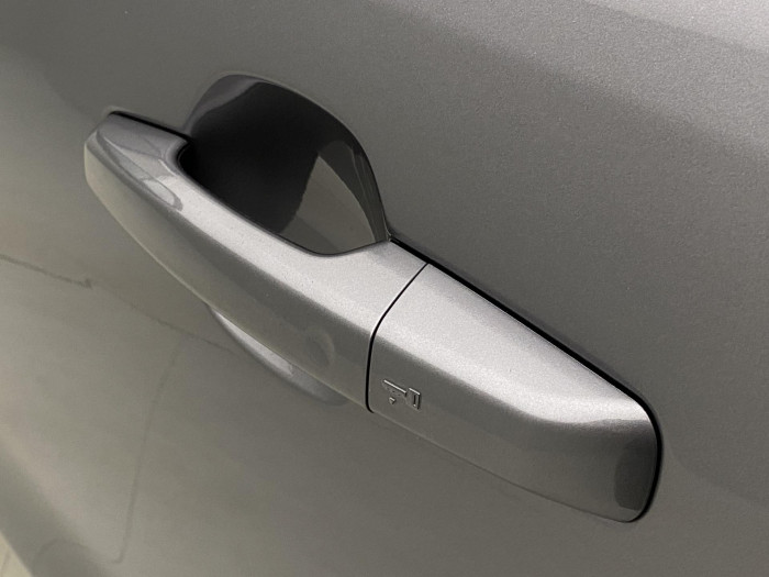 Jaguar F-Pace D300 R-DYNAMIC HSE REZERVACE 3.0 d Dynamic