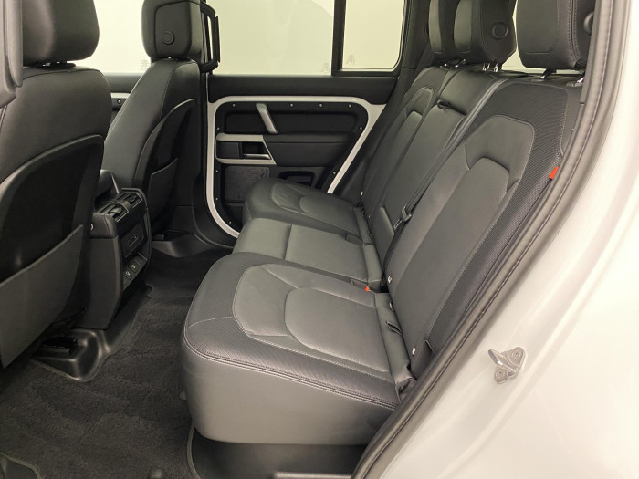 Land Rover Defender P400 X-DYNAMIC HSE AWD AUT CZ 3.0 Dynamic