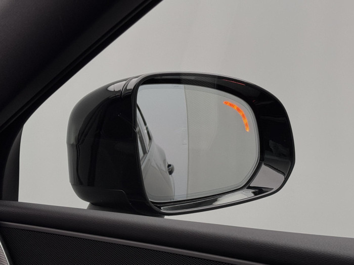 Volvo XC60 B5 AWD BLACK EDITION AUT 2.0 Edition