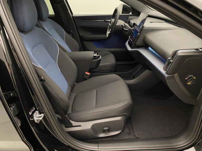 Volvo EX30 PURE ELECTRIC EXTENDED PLUS