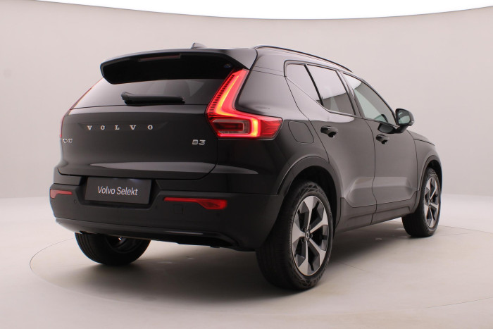 Volvo XC40 B3 DARK PLUS AUT CZ