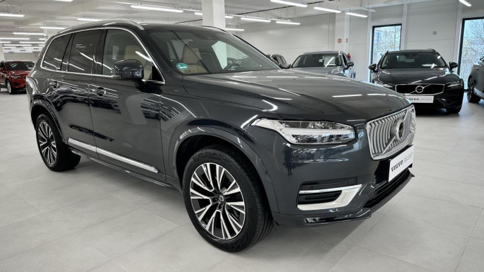 Volvo XC90 B5 AWD INSCRIPTION REZERVACE