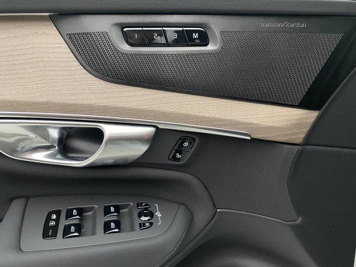 Volvo XC90 B5 AWD AUT BRIGHT PLUS 7míst