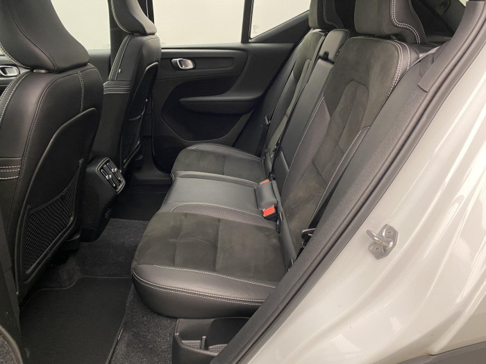 Volvo XC40 D4 AWD R-DESIGN AUT 2.0 d