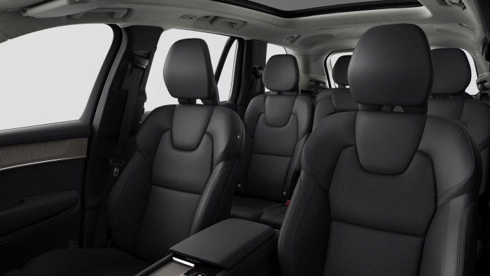 Volvo XC90 T8 AWD RECHARGE DARK ULTRA 7m