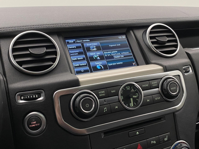 Land Rover Discovery SDV6 AWD AUT CZ REZERVACE