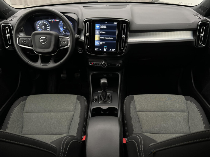 Volvo XC40 T2 MOMENTUM 1.maj. 1.5 Momentum